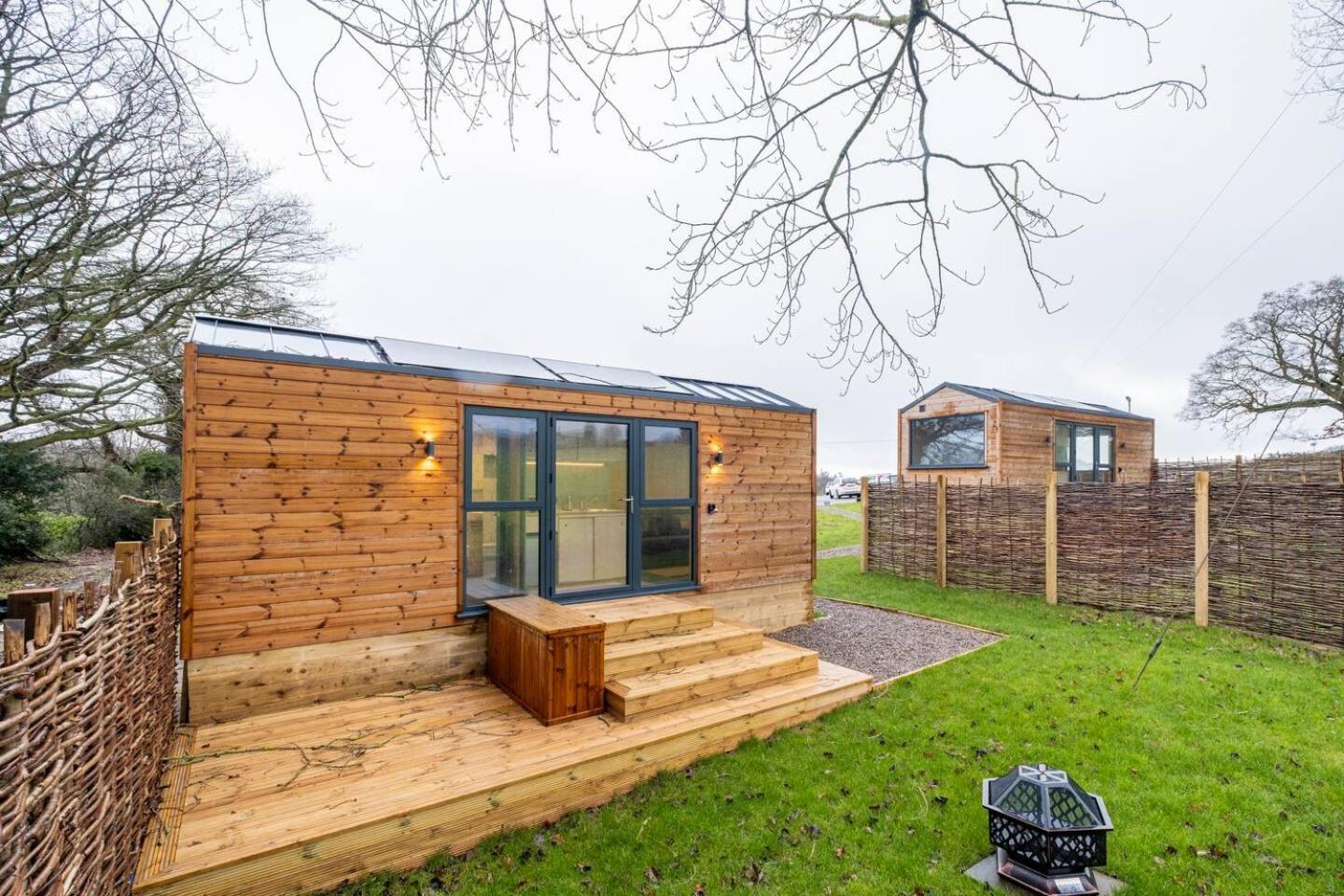 Beautiful Cabins In Herefordshire Countryside Екстер'єр фото